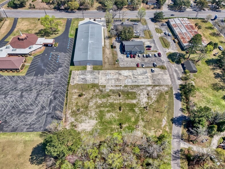 More Photos Of 69 Jessamine Ave, Georgetown Flex For Sale