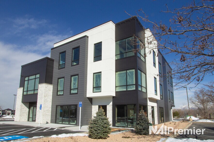 More Photos Of 7535 S Union Park Ave, Midvale Medical For Lease