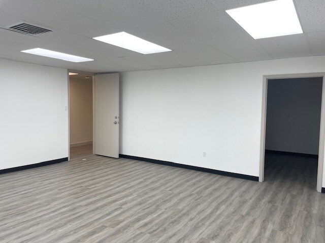 More Photos Of 10122 Long Point Rd, Houston Medical For Lease