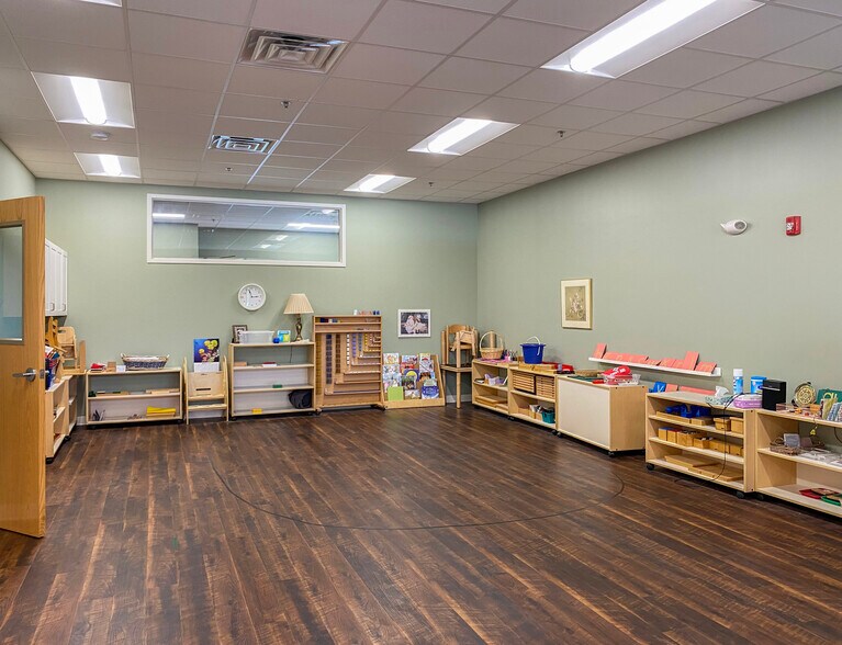 More Photos Of 57 E Main St, Westborough Medical For Lease