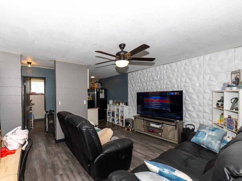 More Photos Of 2135 Bannister Pl, Honolulu Multifamily For Sale