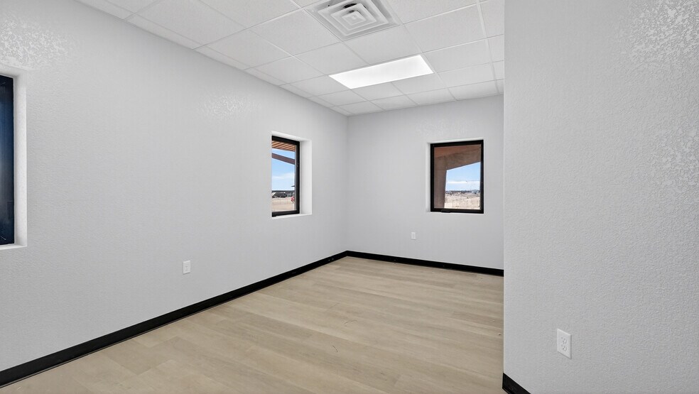 More Photos Of 16511 W Basin St, Odessa Industrial For Lease