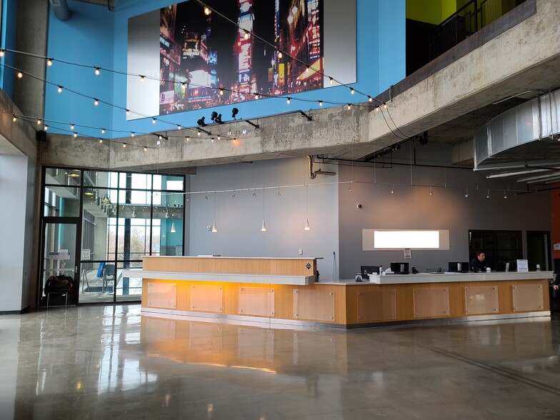 More Photos Of 119 Fairfield Ave, Bellevue Office For Lease