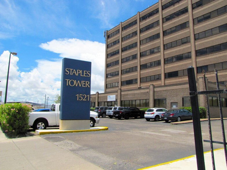 More Photos Of 1521 Staples St, Corpus Christi Medical For Lease