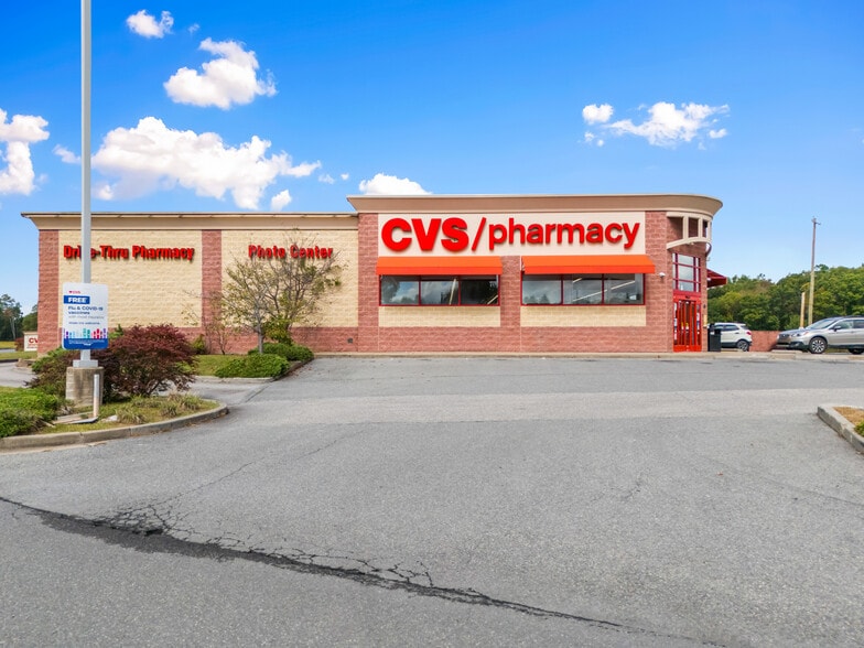 More Photos Of 72 Whitewater Ave, Fayetteville Drugstore For Sale