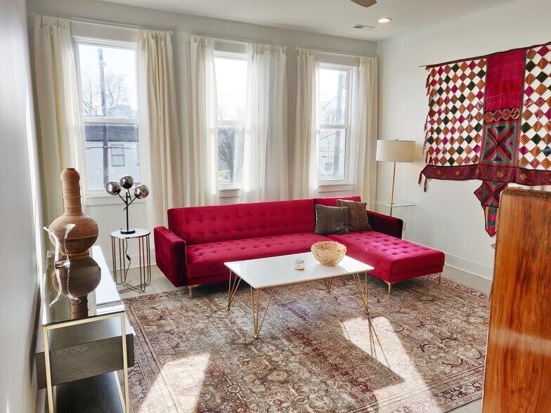 More Photos Of 927 E Madison St, Louisville Warehouse For Sale