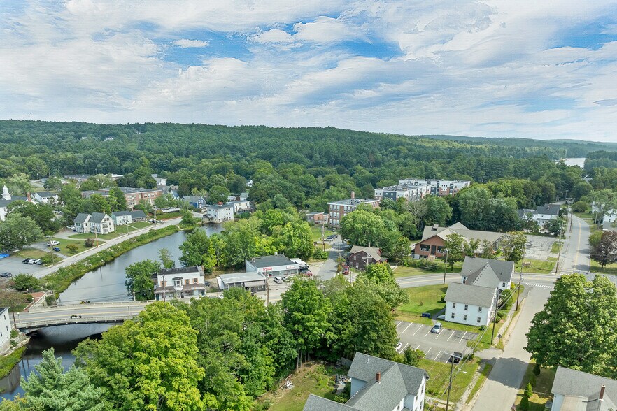 More Photos Of 40 Main St, Goffstown Restaurant For Sale
