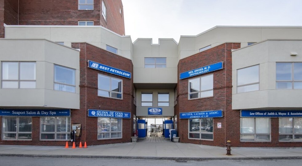 More Photos Of 152 Lynnway, Lynn Office For Sale