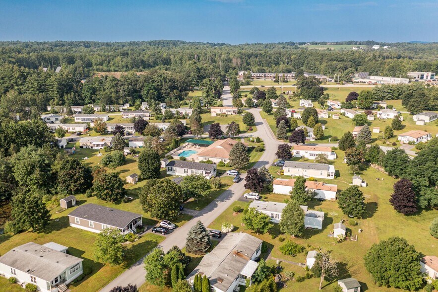 More Photos Of 11 Tamarack Lane -1, Rochester Manufactured Housing Mobile Home Park For Sale