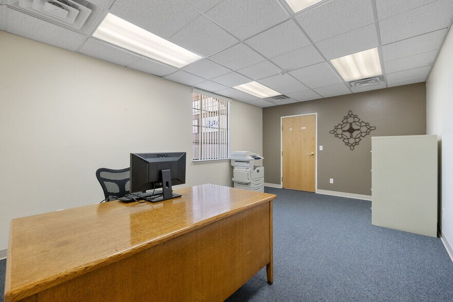 More Photos Of 221 N Marina St, Prescott Medical For Lease