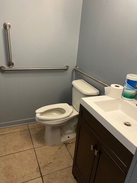 More Photos Of 1425 S University Ave, Little Rock Medical For Sale