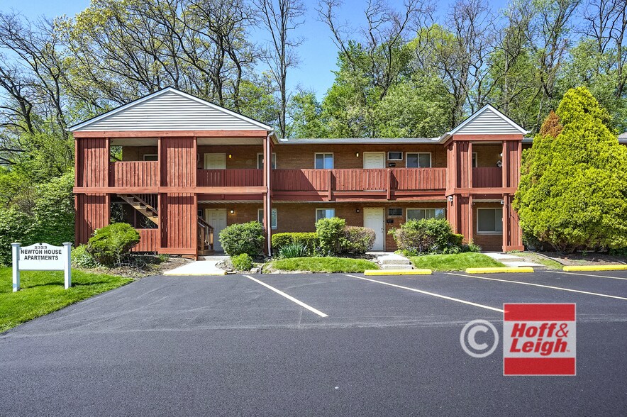 More Photos Of 2323 Newton St, Akron Apartments For Sale