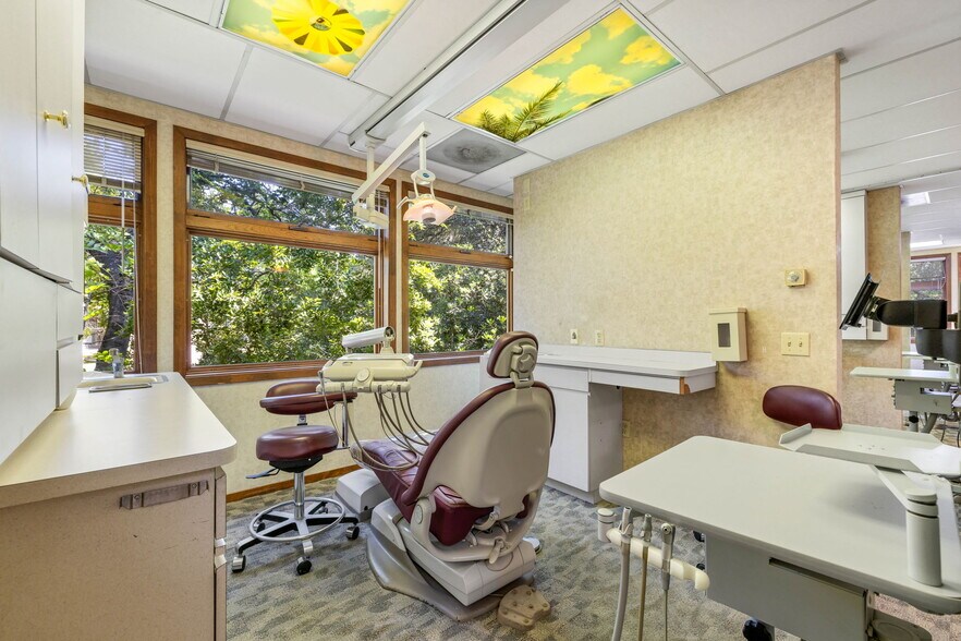 More Photos Of 10425 Fair Oaks Blvd, Fair Oaks Medical For Sale