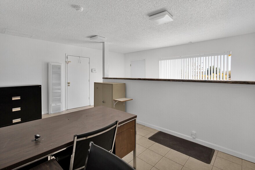 More Photos Of 9464 Hesperia Rd, Hesperia Freestanding For Sale