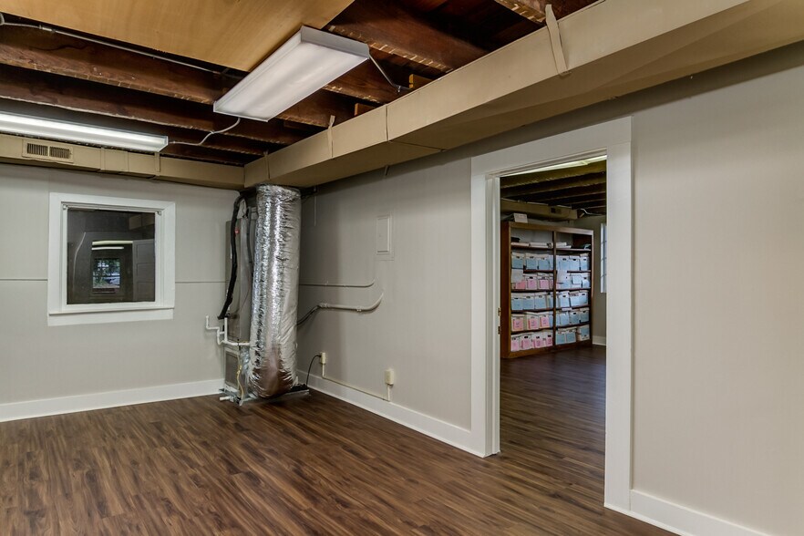 More Photos Of 2606 8th St, Tuscaloosa Office For Sale