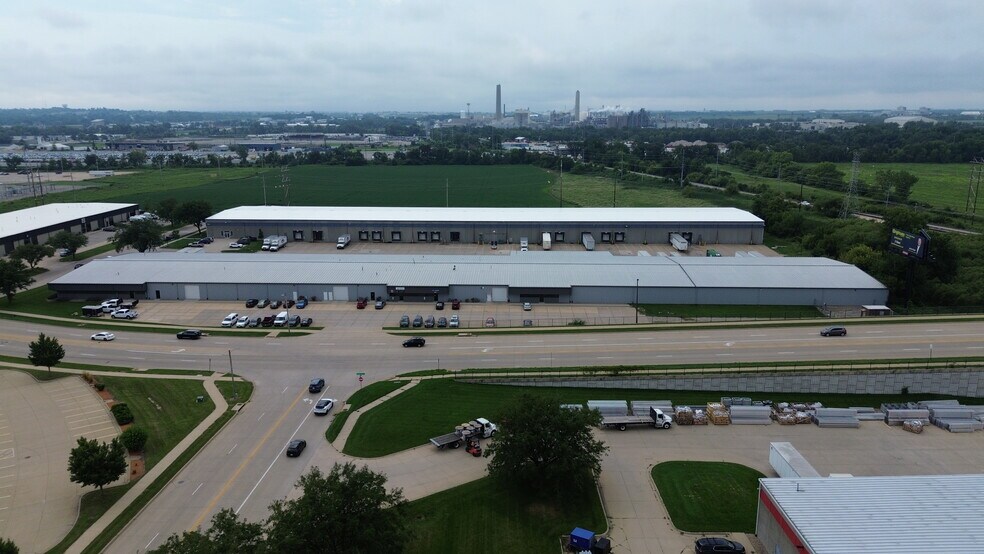 More Photos Of 1005 33rd Ave SW, Cedar Rapids Warehouse For Lease