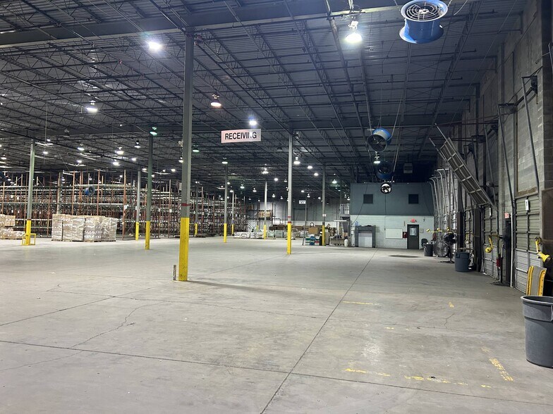 More Photos Of 633 Scottland Rd, Dillon Distribution For Lease