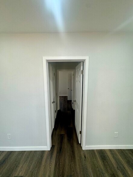 More Photos Of 3914 S Normandie Ave, Los Angeles Apartments For Sale