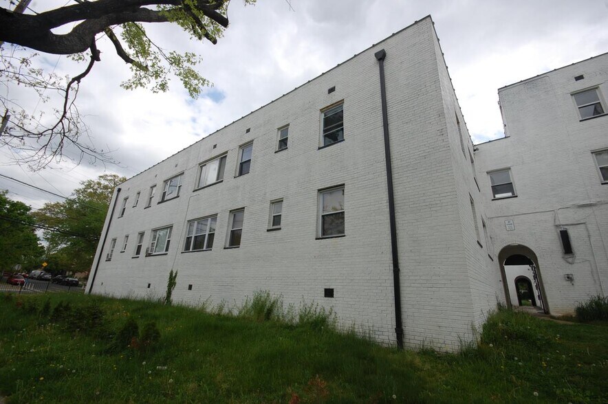 More Photos Of 4301-4313 Wheeler Rd SE, Washington Apartments For Sale