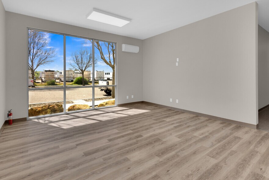 More Photos Of 3510 Combine St, Paso Robles Manufacturing For Lease