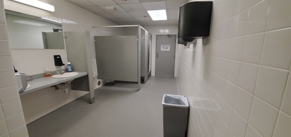 More Photos Of 275 Paterson Ave, Little Falls Medical For Lease