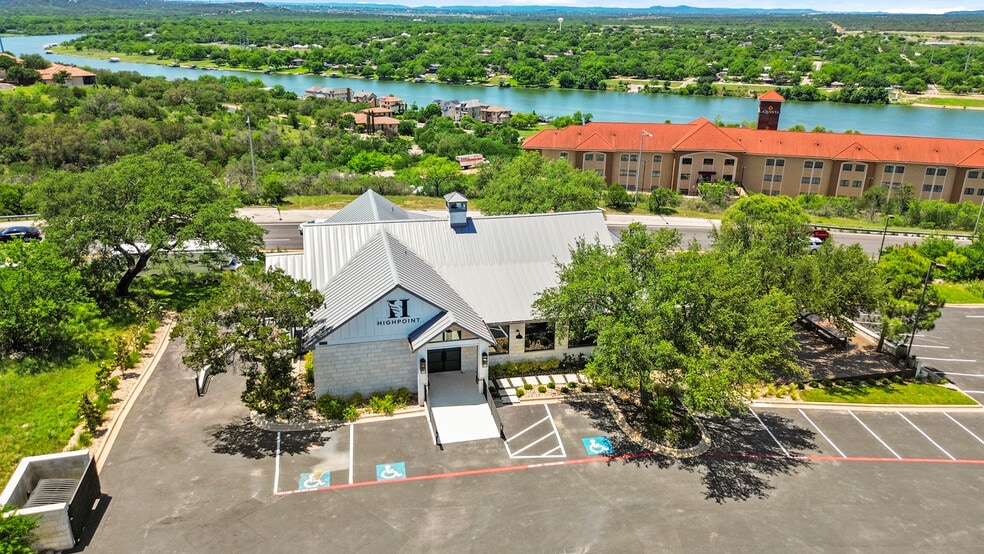 More Photos Of 602 Steve Hawkins Pky, Marble Falls Storefront Retail Office For Lease