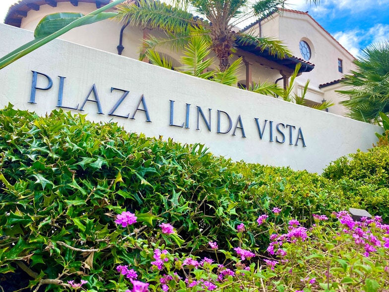 More Photos Of 1525 State St, Santa Barbara Office For Sale