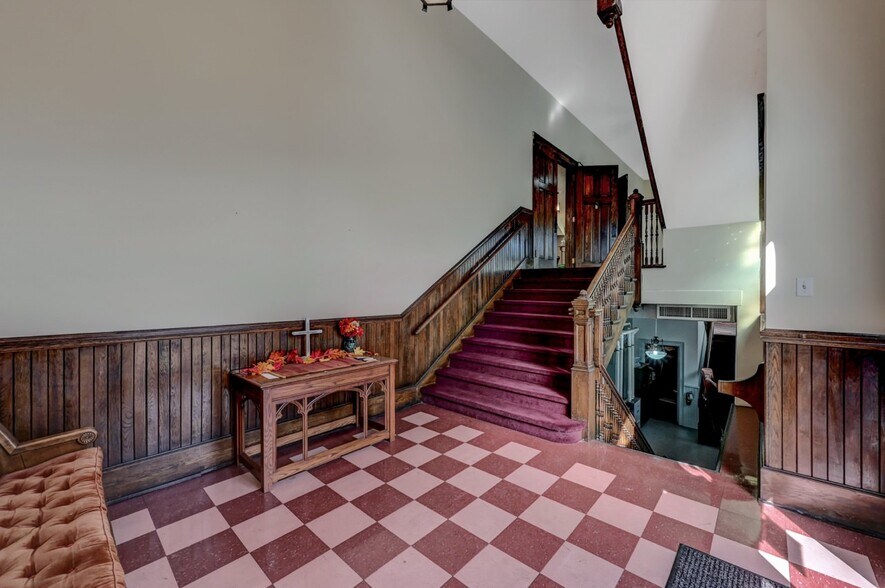 More Photos Of 720 Delaware St, Scranton Religious Facility For Sale