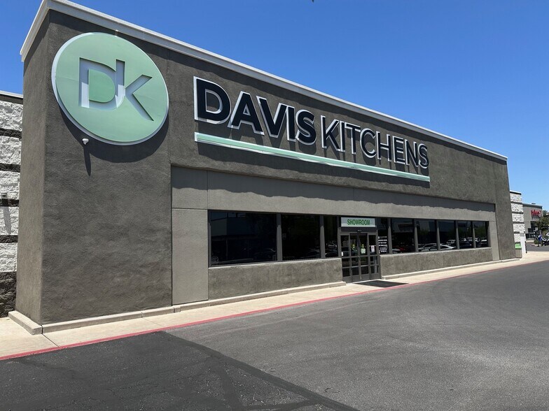 More Photos Of 5355-5455 E Broadway Blvd, Tucson Unknown For Lease