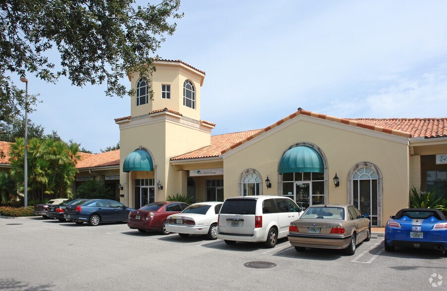 More Photos Of 2501-2543 Burns Rd, Palm Beach Gardens Medical For Lease