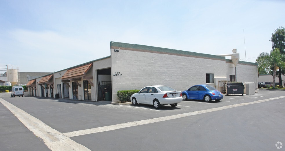 More Photos Of 124-136 S Valencia Ave, Glendora Warehouse For Lease