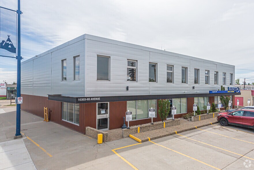 More Photos Of 10303 65 Ave NW, Edmonton Office For Lease