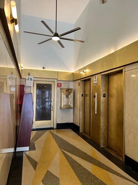 More Photos Of 3901 Main St, Flushing Office For Lease