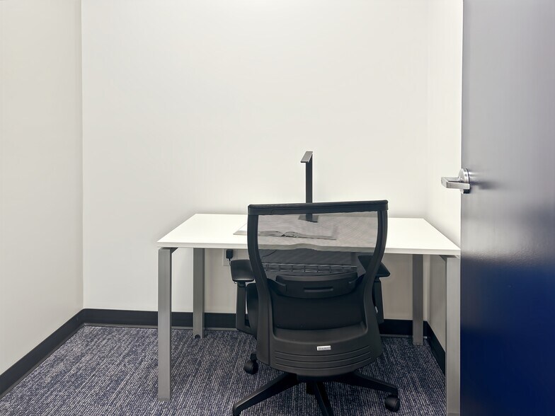 More Photos Of 3100 Cottage Hill Rd, Mobile Coworking Space