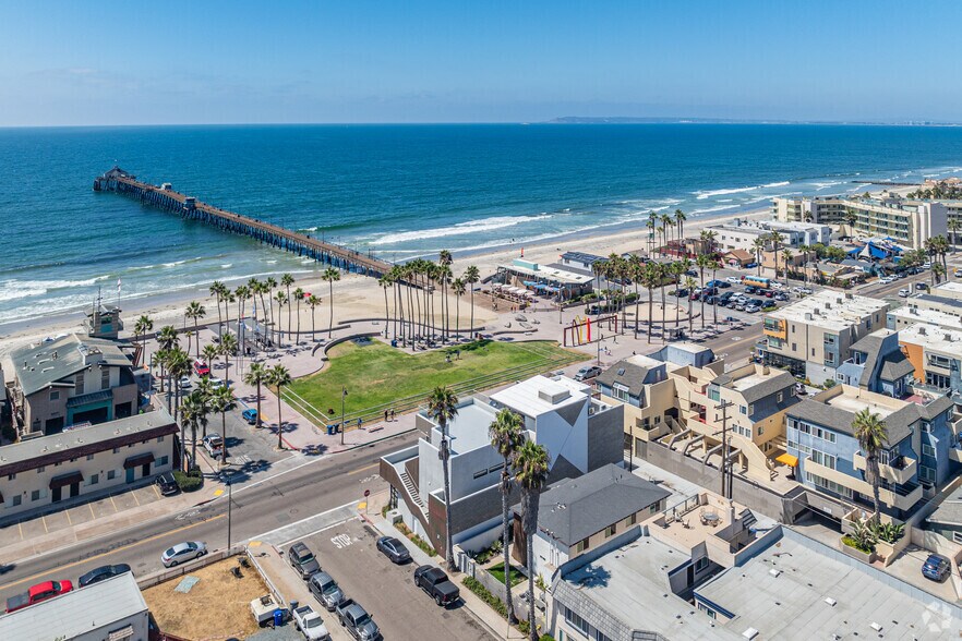 More Photos Of 951 Seacoast Dr, Imperial Beach Restaurant For Sale