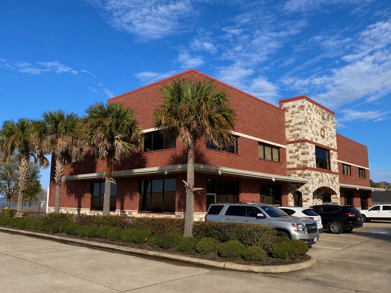 Primary Photo Of 96 Beach Walk Blvd, Conroe Office For Lease