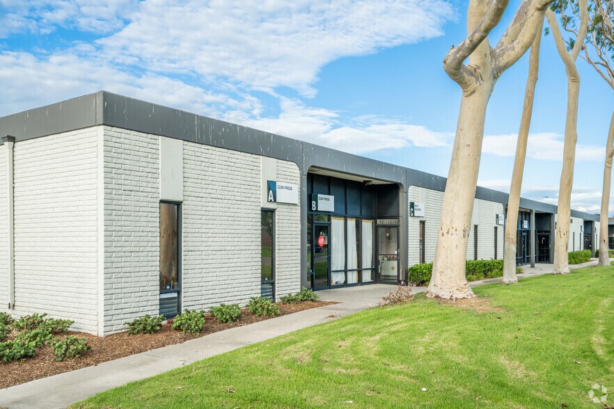 Primary Photo Of 17891 Sky Park, Irvine Light Manufacturing For Sale