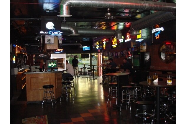 More Photos Of 8901-8939 Rose Ave, Montclair Auto Repair For Lease