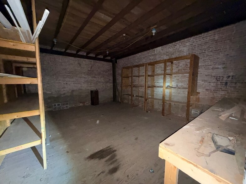 More Photos Of 300 S Randolph Ave, Eufaula Industrial For Sale