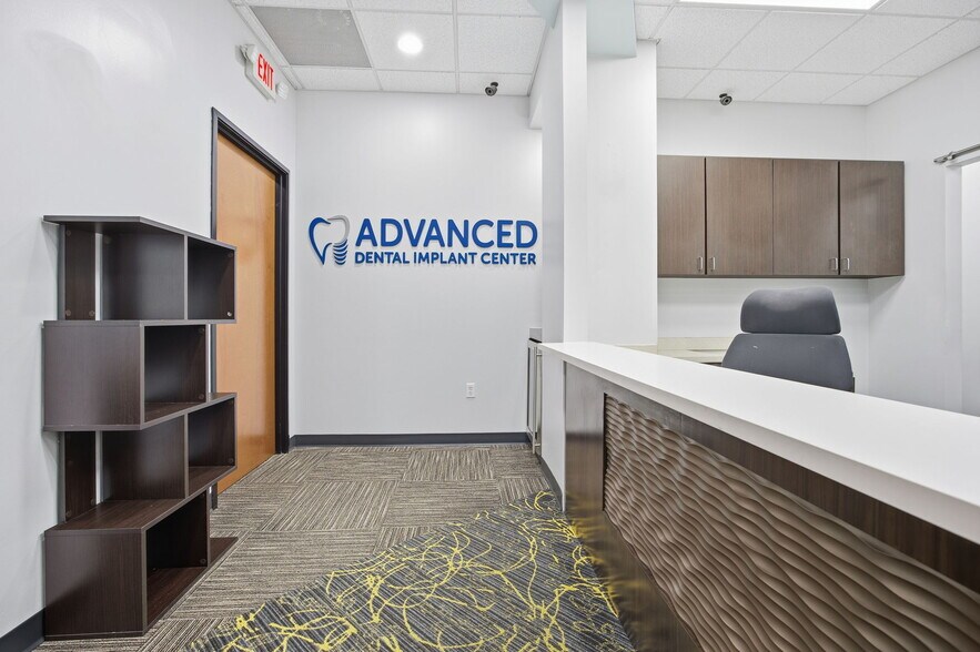 Primary Photo Of 4010 Sandy Brook Dr, Round Rock Medical For Sale