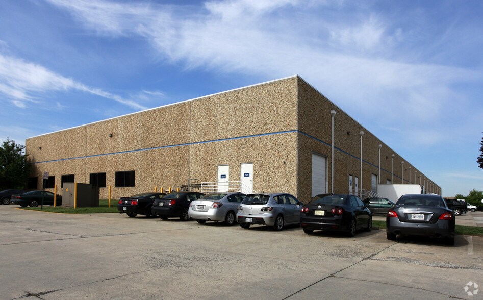 More Photos Of 14120 Sullyfield Cir, Chantilly Flex For Lease