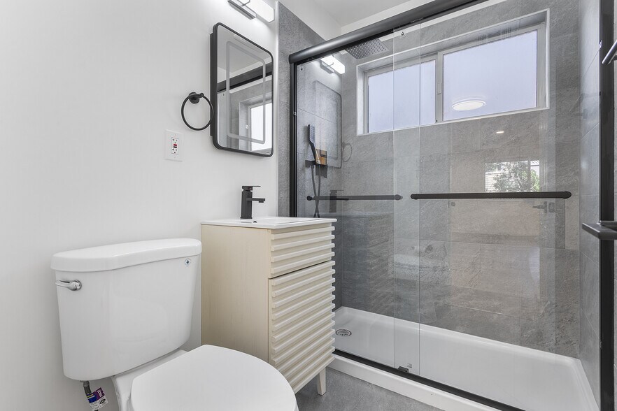 More Photos Of 1610 Milvia St, Berkeley Apartments For Sale