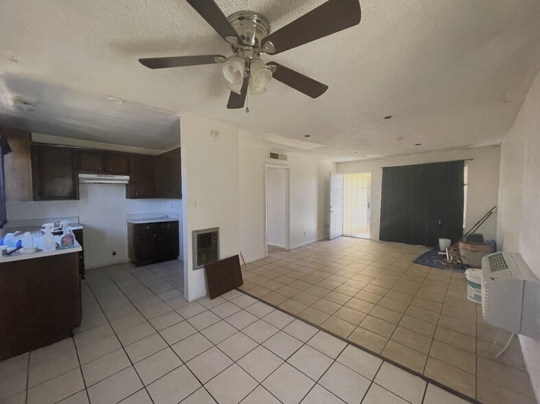 More Photos Of 9389 N Loop Blvd, California City Multifamily For Sale