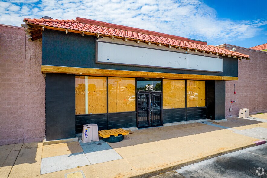 Primary Photo Of 3119 N Rancho Dr, Las Vegas Freestanding For Lease