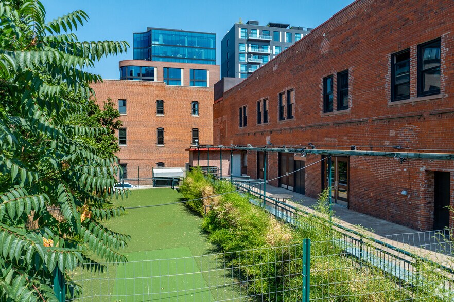 More Photos Of 1909 Blake St, Denver Freestanding For Sale