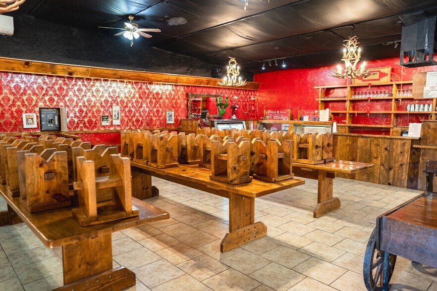 More Photos Of 1000 W SR 9, Virgin Freestanding For Sale