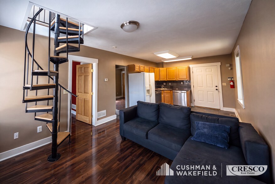More Photos Of 807 Literary Ave, Cleveland Storefront Retail Residential For Sale