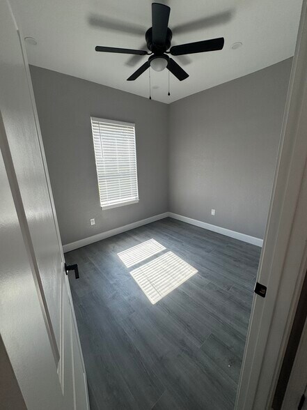 More Photos Of 136 Jack Pine St, Lake Wales Specialty For Sale