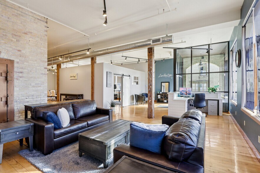 More Photos Of 101 Church St, Lake Mills Loft Creative Space For Sale