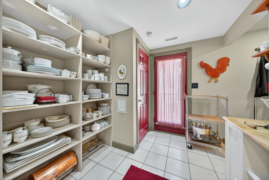 More Photos Of 5549 Main St, Augusta Hospitality For Sale